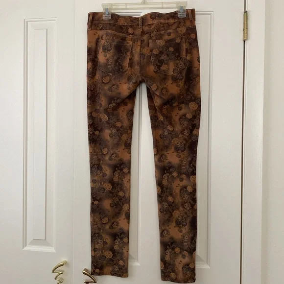 Almost Famousl legging / jean. size 7 - Picture 5 of 9